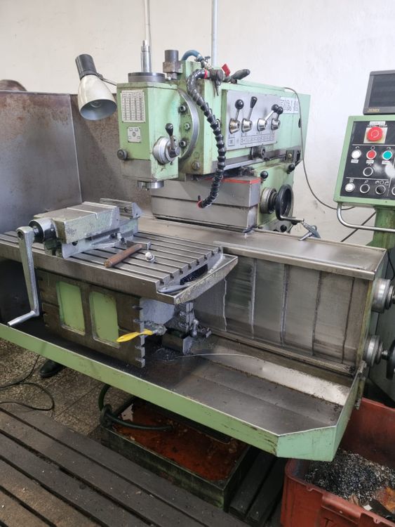 TOS FNGJ 32 Tool milling machine 2000 Rpm