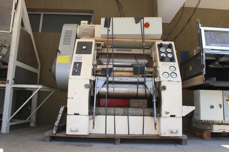 Nagema 813/1.2 Three Roll Refiner