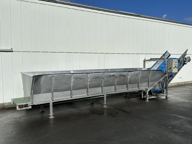 Koppert  630 x 95 cm dosing hopper