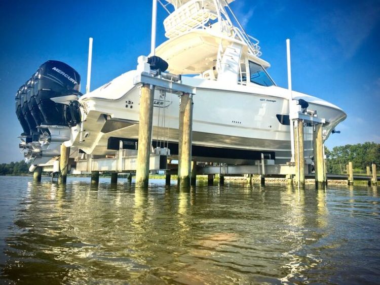 Hi-Tide Boat Lift