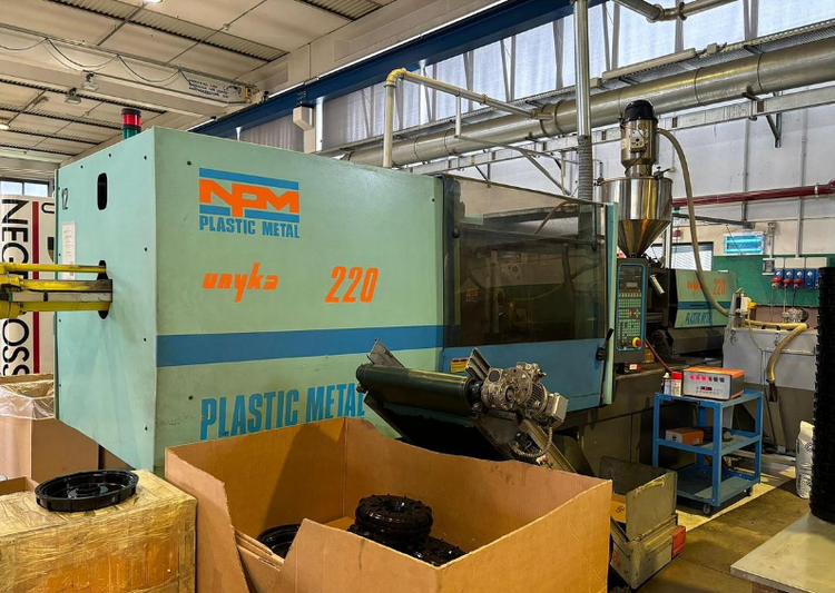 Plastic Metal Unika 220 220 T