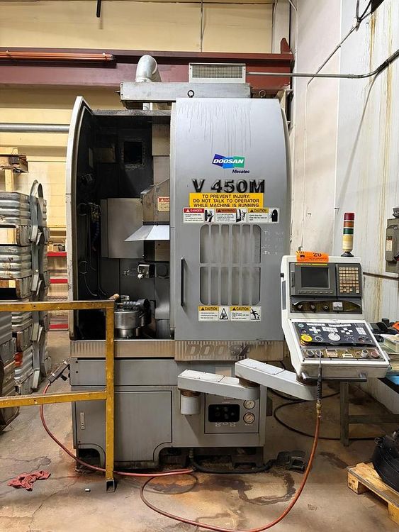 Doosan V450M   Swing over bed: 580 mm