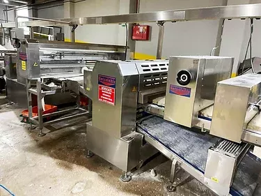 Pita bread and pizza base production line 3.000 – 10.000 pieces per hour