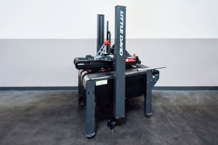 Little David L0403 Taping Machine