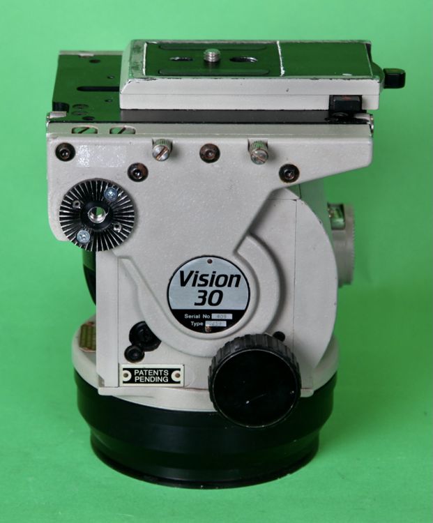 Vinten Vision 30 Pan tilt Head Flat Base