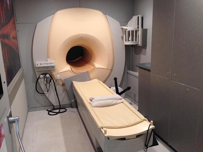 Philips 1.5T Intera MRI