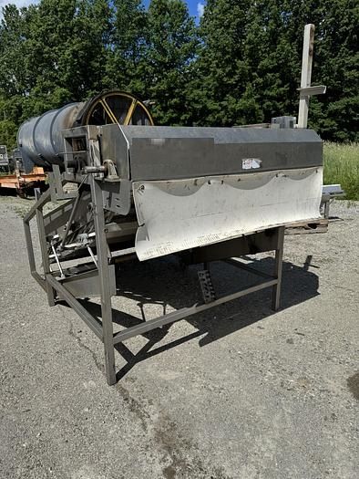 Magnuson Shufflo Feeder and Slicer