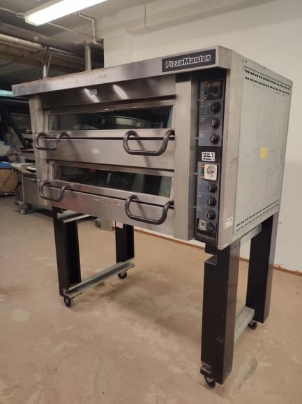 Svenska PM 732E double stack pizza oven