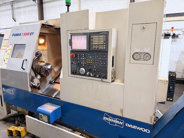 Doosan Fanuc 18i-TB 6000 rpm Puma 2500SY 4 Axis