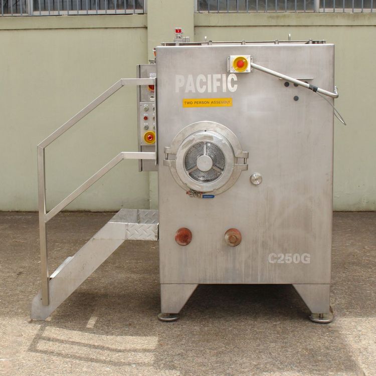Pacific C250G Industrial Meat Grinder Mincer