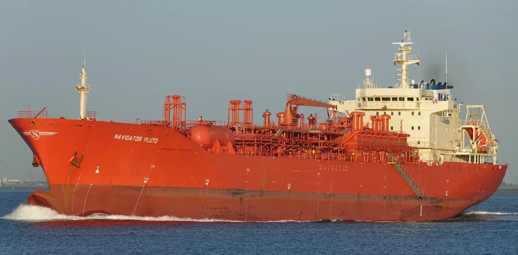 Jiangnan NAVIGATOR PLUTO ABT 23484 DWT ON 11.05 M DRAFT