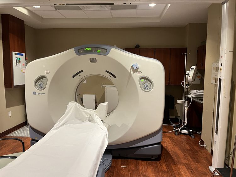 GE LightSpeed RT 16 Slice CT Scanner