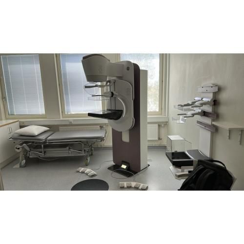 GE Healthcare Senographe Pristina 3D Mammography System