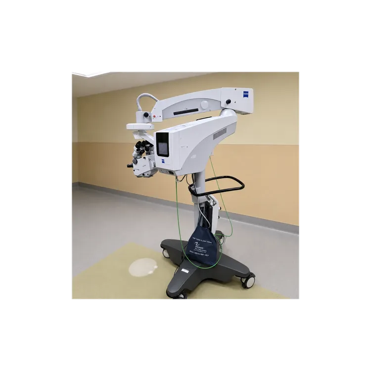 ZEISS Lumera 700 Operating Microscope
