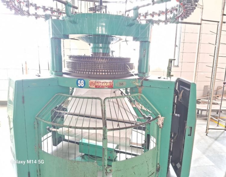 10 Wellknit Circular Knitting Machines Models: WS/3-OF-PF-L, WD/2.8FAYR, WS/4.0F-(FD), WS/3.0F-PFFD, WS/3.0F-PF, WS/4.OF-PF-ED Dia: 34 Gauge: 28, 24