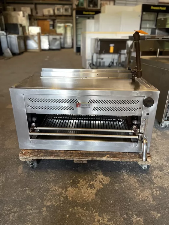 Wolf Salamander/Broiler