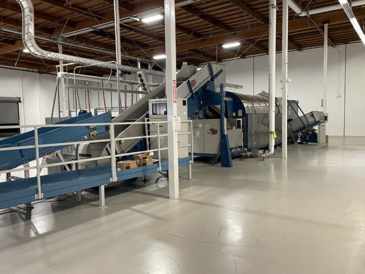 Milnor 76028L5S Continuous batch washer