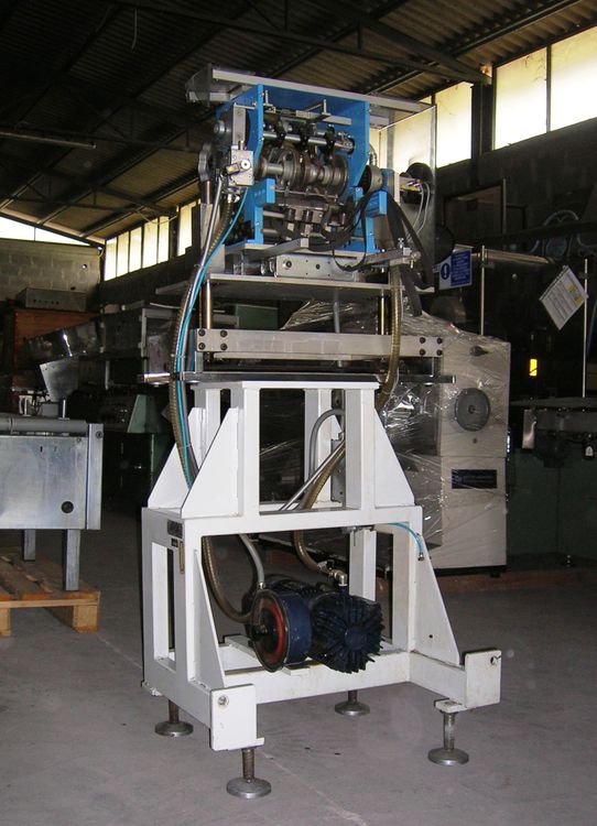 GUK FA21/4CARTONAC81, FOLDING MACHINE