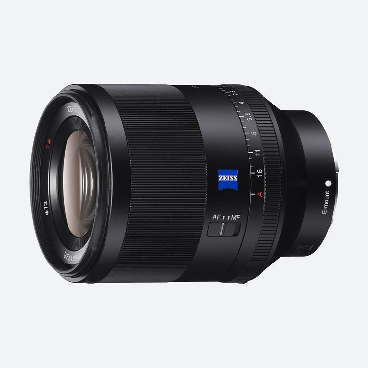 Sony SEL50F14Z Planar T* FE 50mm F1.4 ZA Prime lens