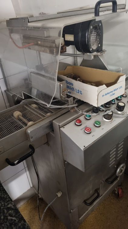 SM 200 Chocolate machine