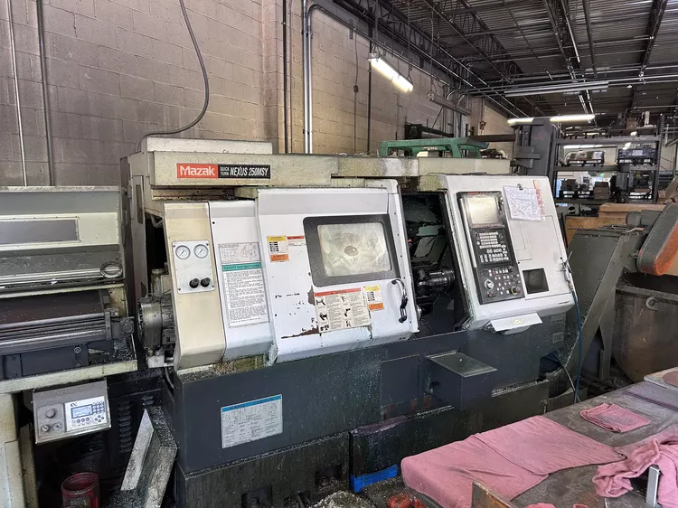 Mazak CNC Control 4000 RPM QTN-250MSY 3 Axis