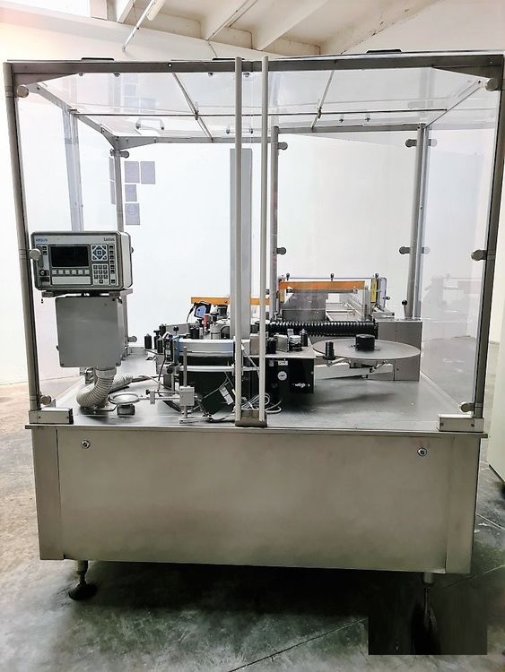 Bausch & Stroebel ESA 1025, Vial and bottle labeling machine