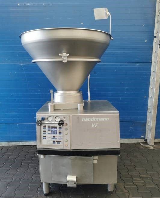 Handtmann VF200 vacuum filler