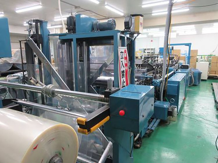 Nishibe HSE-600-SS Bag making machine