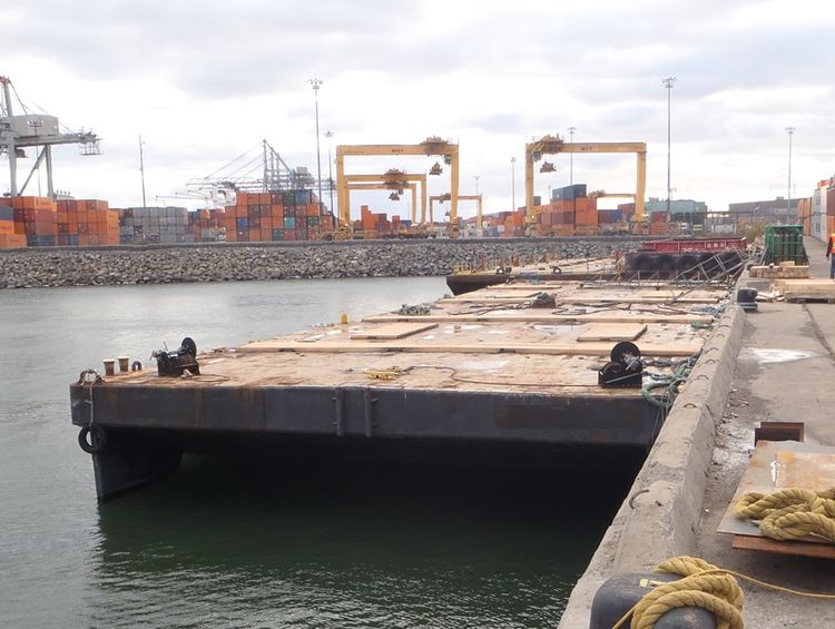 STEEL DECK BARGE