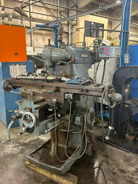 Cincinnati Milacron CINOVA 80 (Model 205-12) Vertical 2,000 rpm