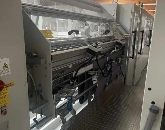 Schmale durate Cross hemming installation used for terry fabric