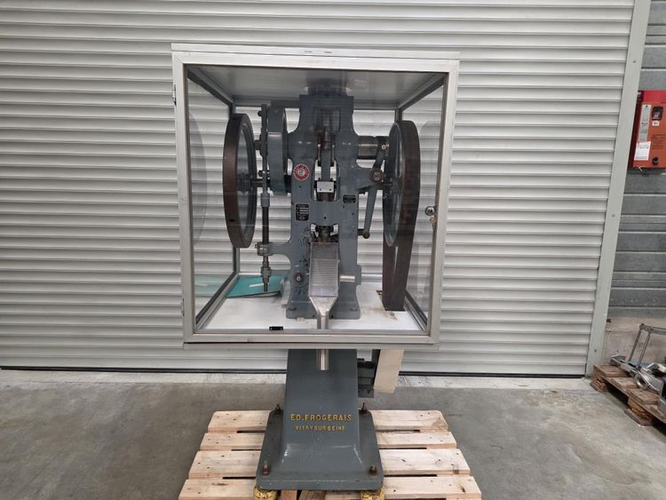 Frogerais OA Tablet press single station press