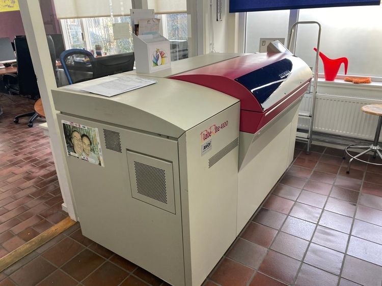 Screen PT-R 4100