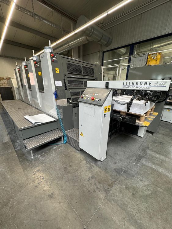Komori LA-437 640 × 940 mm