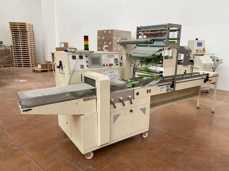 DM Packaging  Horizontal flow wrapper