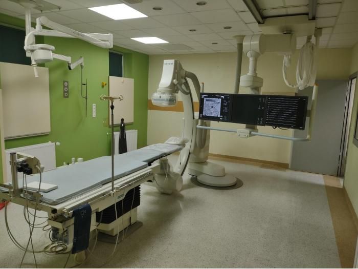 Siemens Axiom Artis Zee Floor Cath Angio Lab