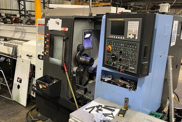 Doosan FANUC Oi-Series 5000rpm Lynx 220B 2 Axis