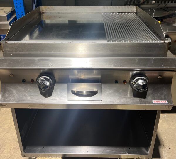 Hobart PREMIER ELECTRIC 70/30 FLAT & RIBBED GRIDDLE