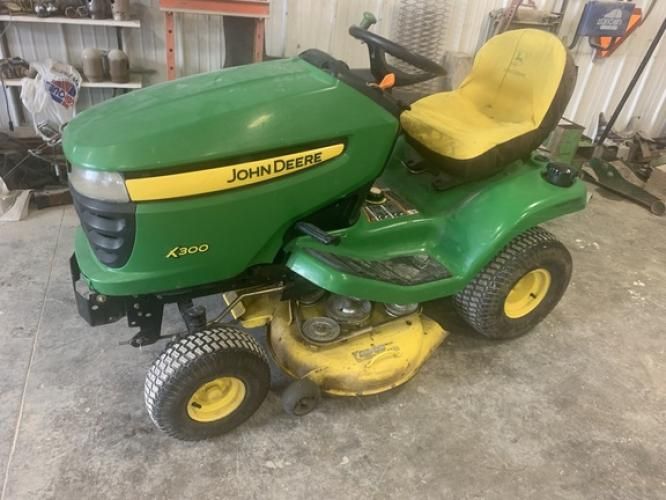 John Deere X300