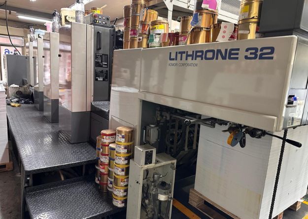 Komori L432 4 22" x 32"