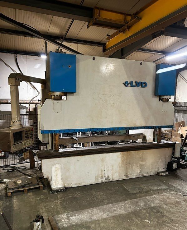 LVD PPEB 250/40 250-ton, 4-meter press brake
