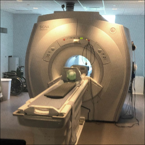 GE 1.5T Signa Explorer 29x