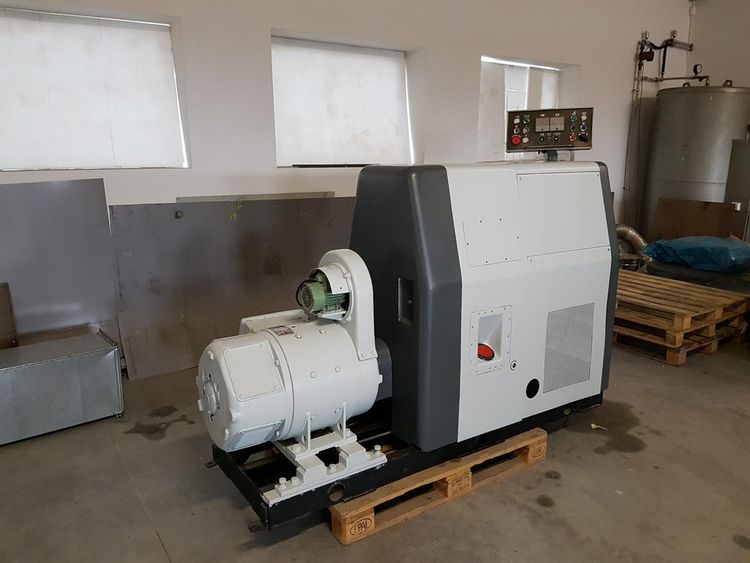 Rubber compound extrusion machine