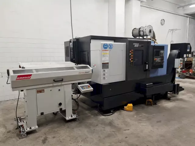 Doosan SIEMENS     Model: SINUMERIK 828D 4500 rpm 1/MIN LYNX 220 LSYC 3 Axis