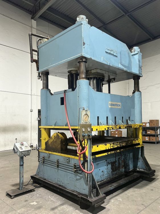 Williams & White 4 COLUMN PRESS 400 ton