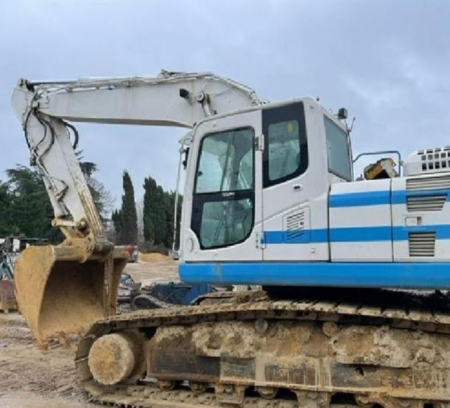 Komatsu PC 290 NLC8K Tracked Excavator