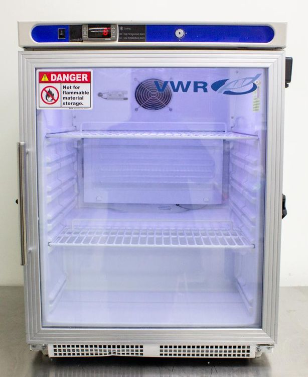 VWR SCUCBI0404AD Undercounter Glass Door Refrigerator