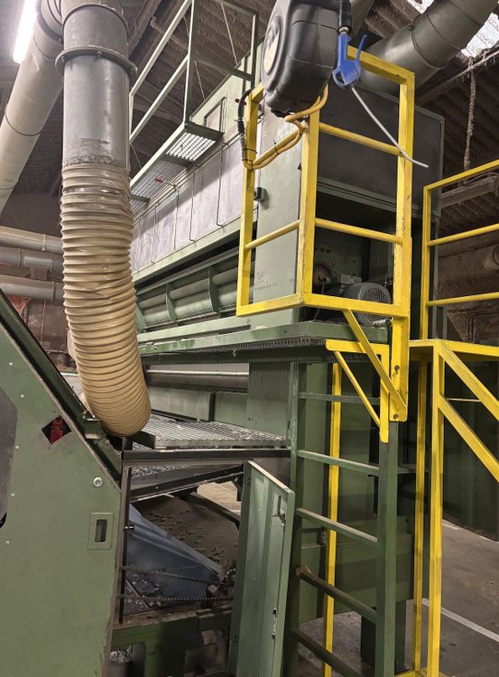 Bonino card feeding system