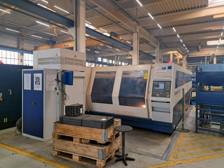 Trumpf TRULASER 5040 L18  TRUMPF CNC- control Basic Siemens SINUMERIK 840D