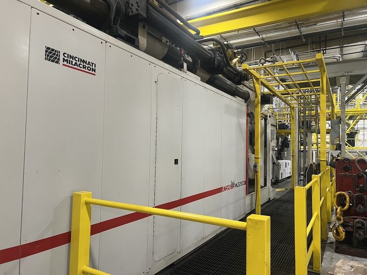 Milacron MG 2300 2300 T